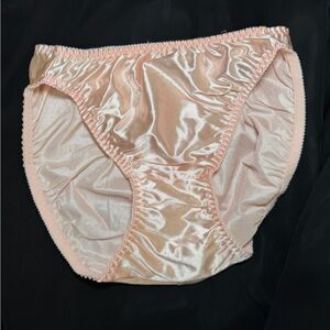 Vintage Victoria’s Secret Satin Second Skin Bikini Panties – Size M